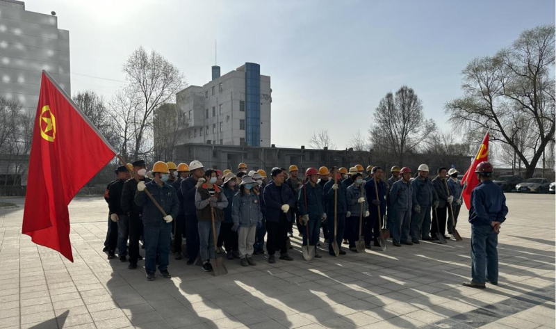 物產(chǎn)工投公司基層黨支部和公司團(tuán)支部聯(lián)合開(kāi)展&ldquo;共筑家園 正植有你&rdquo;主題黨日、團(tuán)日活動(dòng)